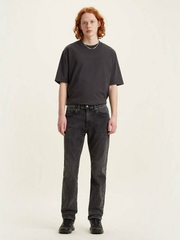 jeans levis 502 2950712920 dark black worn in image 1