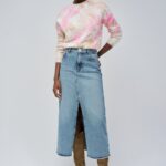 21008826 pull motif floral salsa jeans mode 1